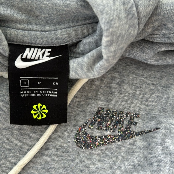 Nike! Grey hoodie, medium weight hoodie. Size S (Men’s) - Picture 14 of 16